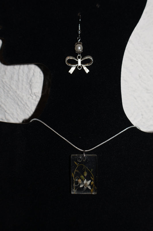Collier de résine Astra