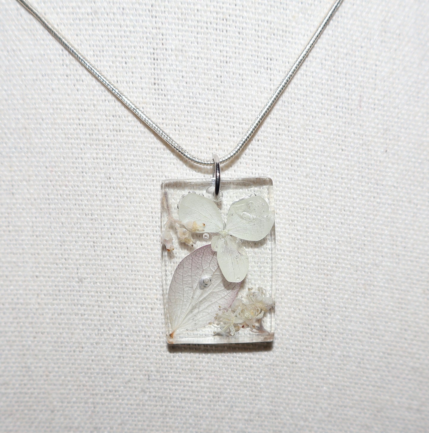 Collier de résine Astra