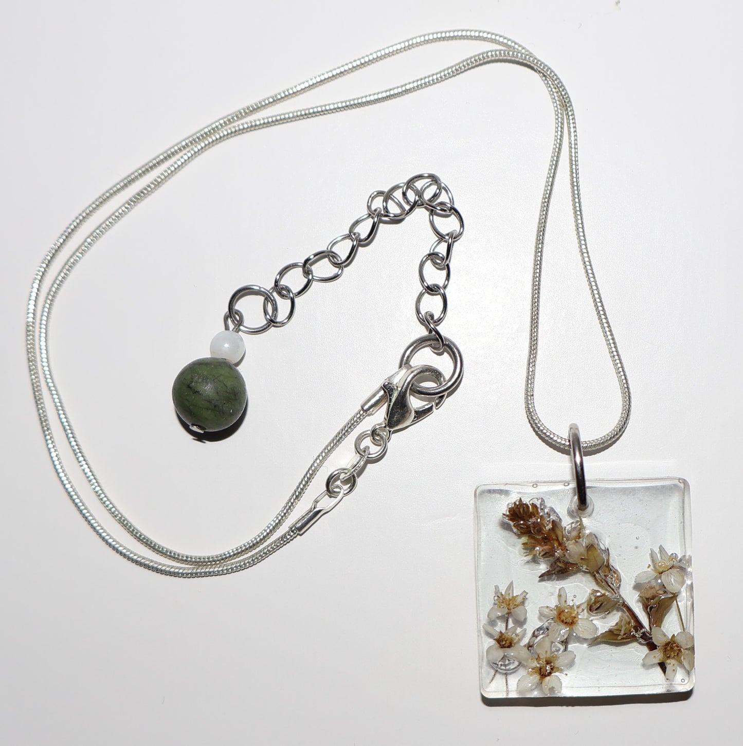 Collier de résine Astra