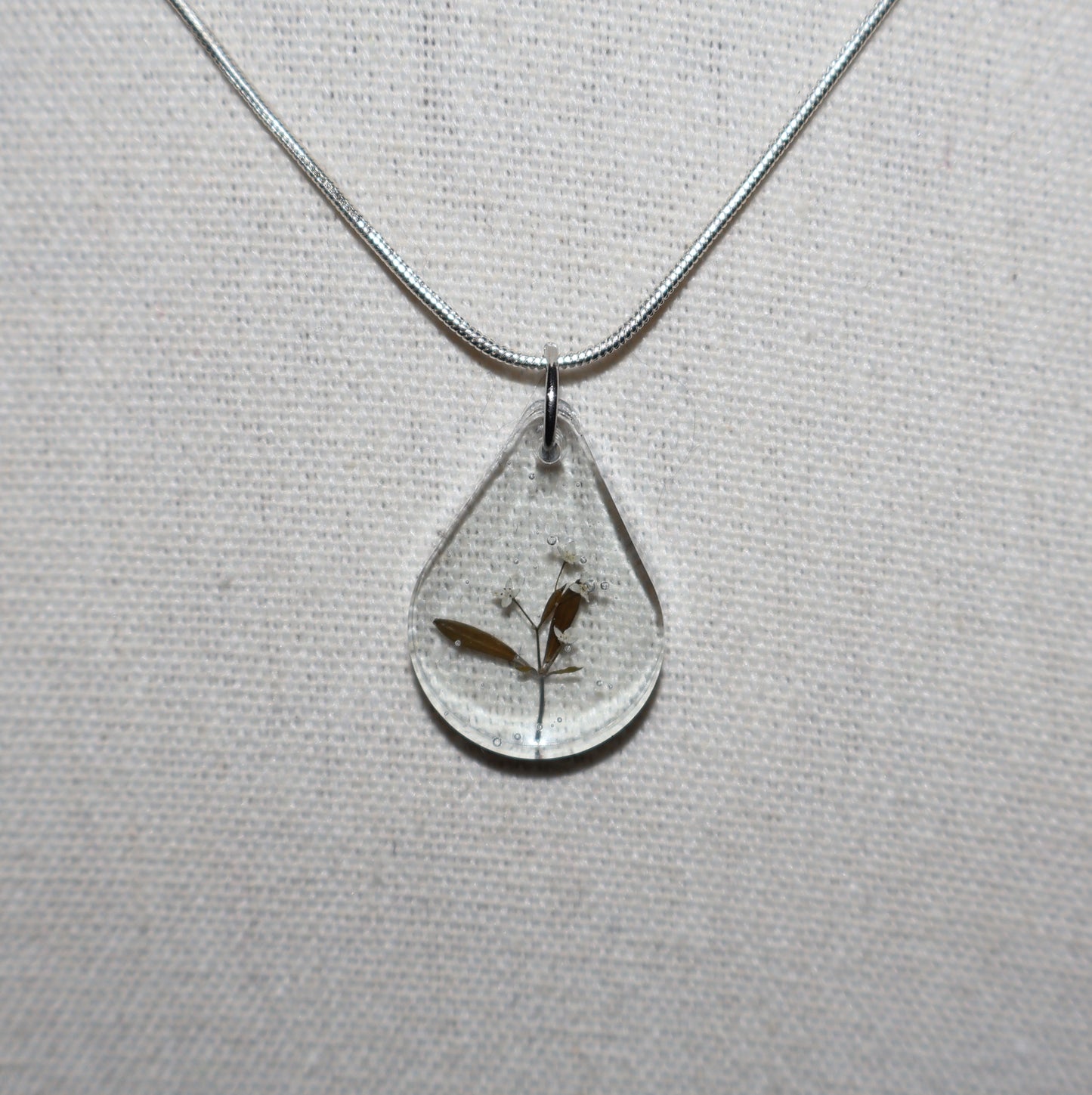 Collier de résine Astra