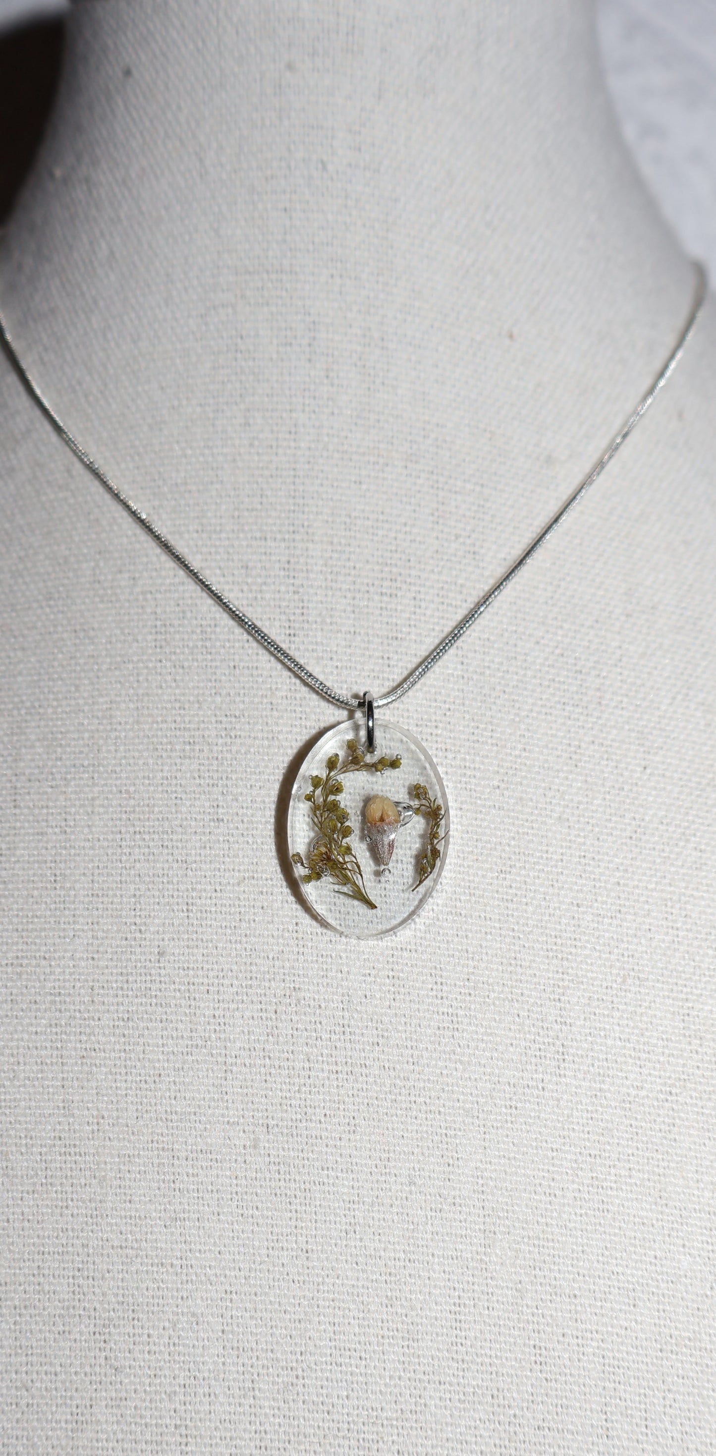 Collier de résine Astra