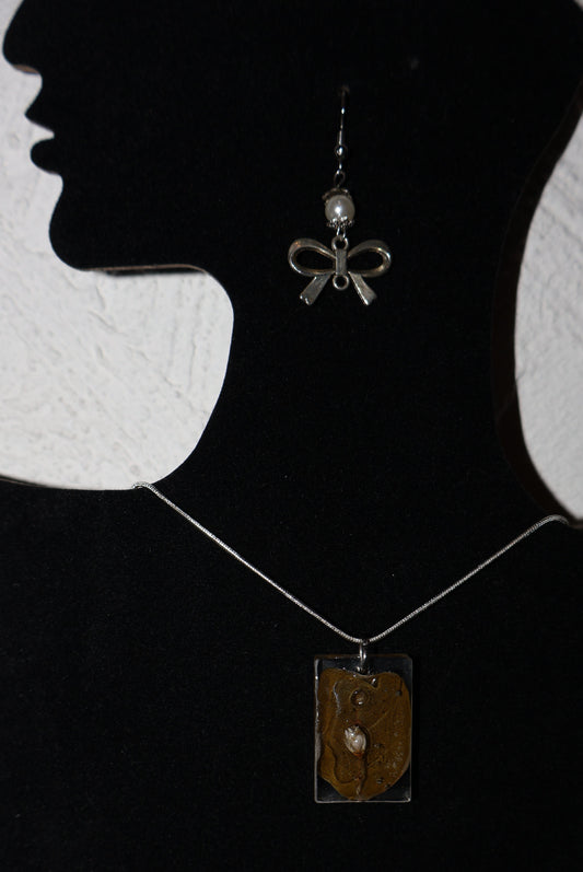 Collier de résine Astra