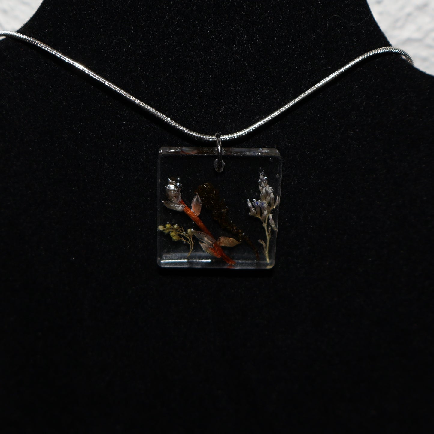 Collier de résine Astra