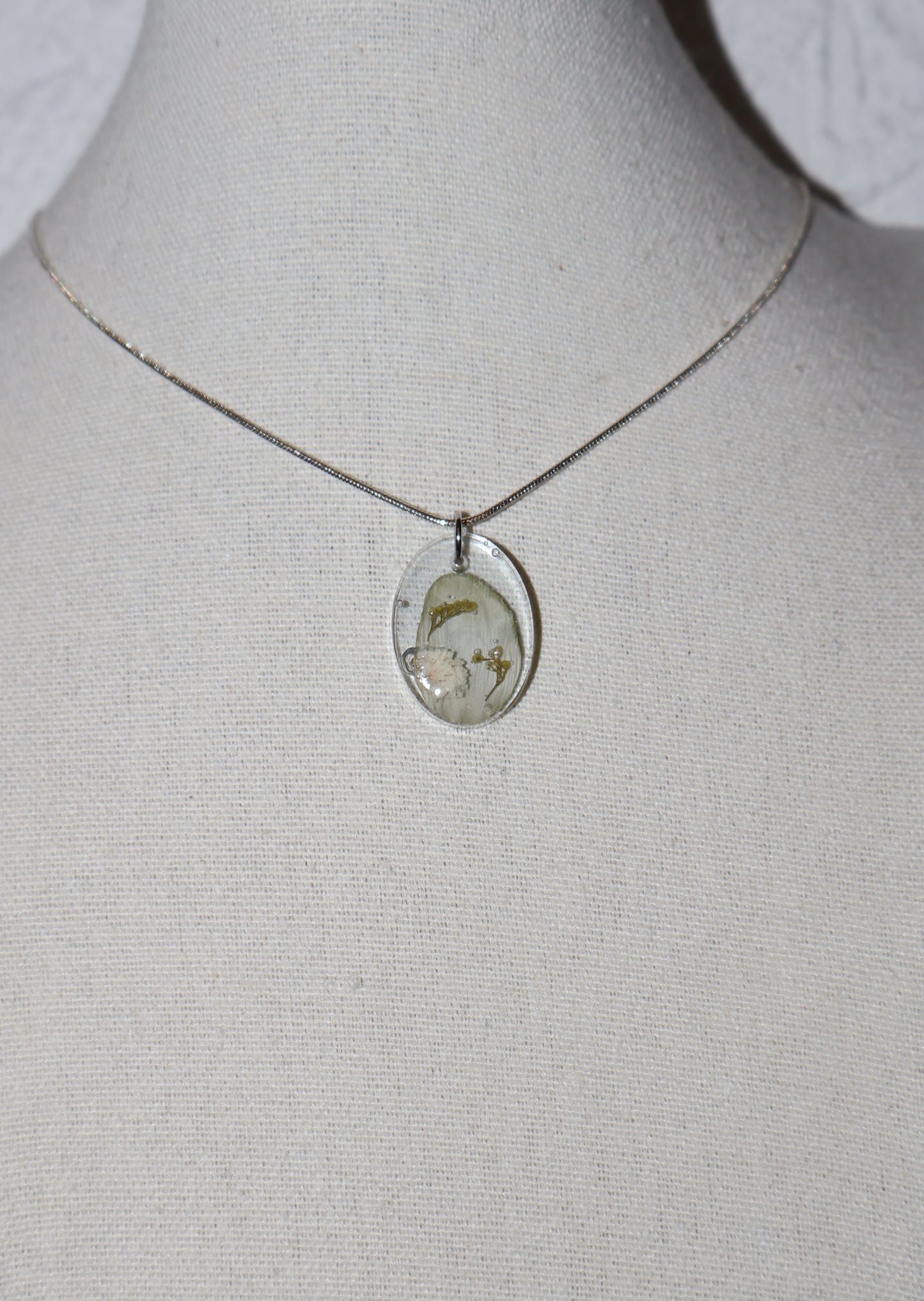 Collier de résine Astra