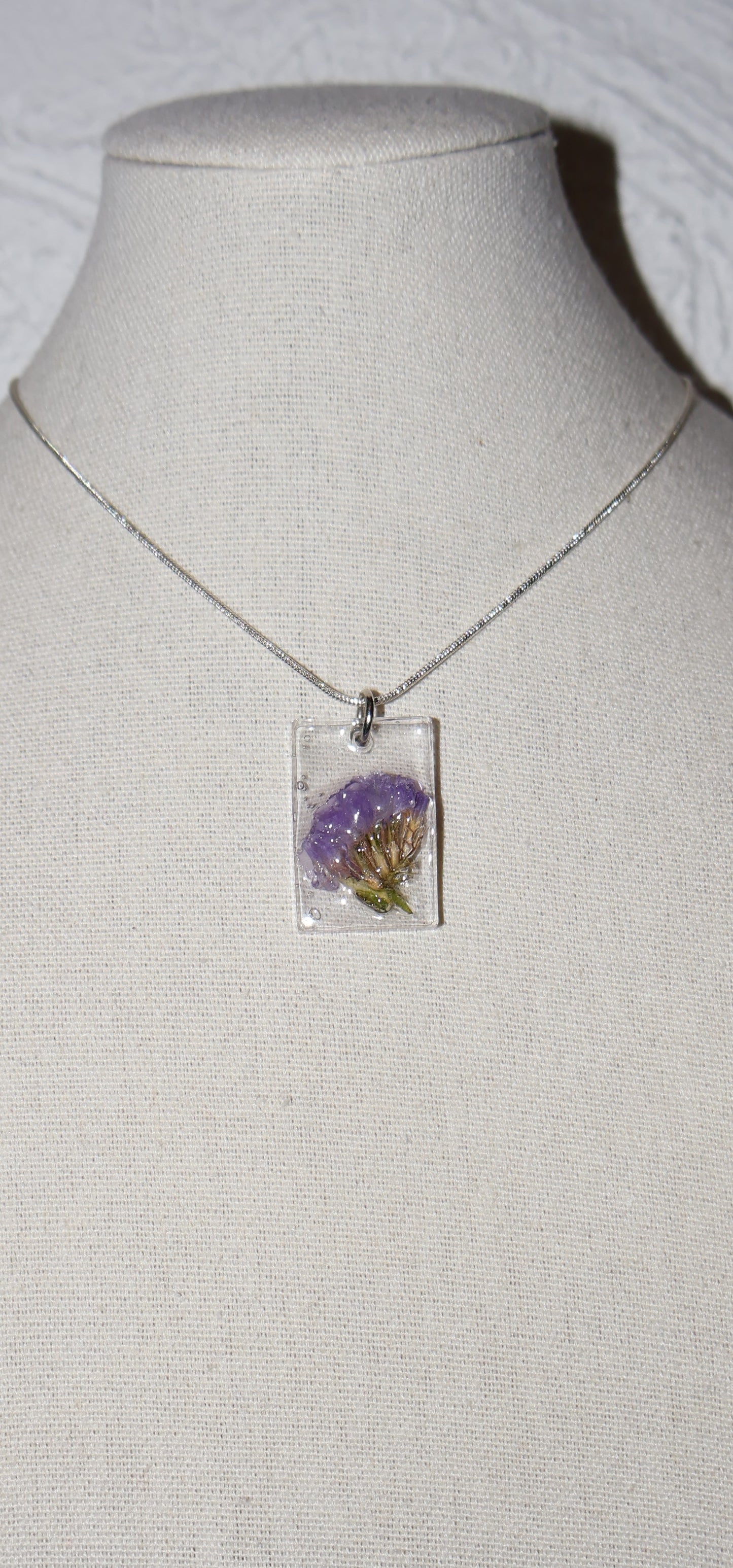 Collier de résine Astra