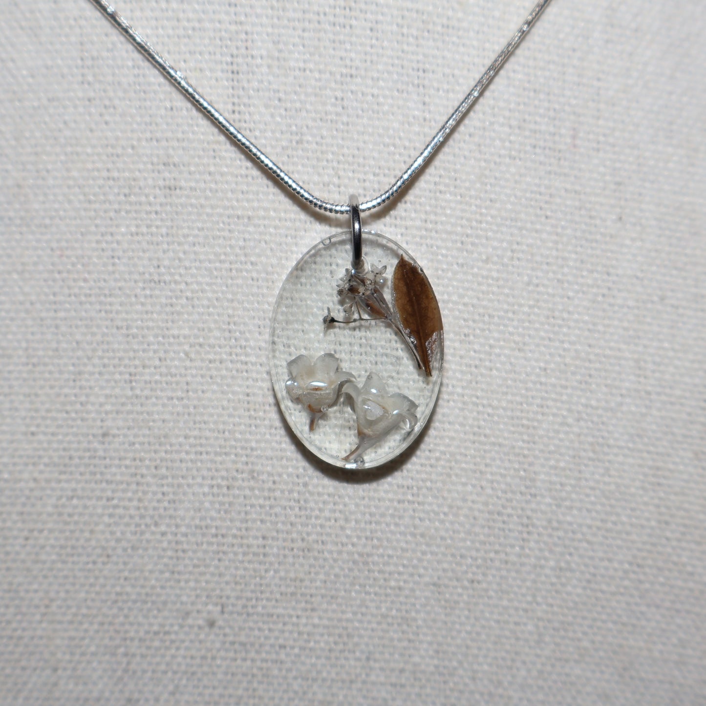 Collier de résine Astra