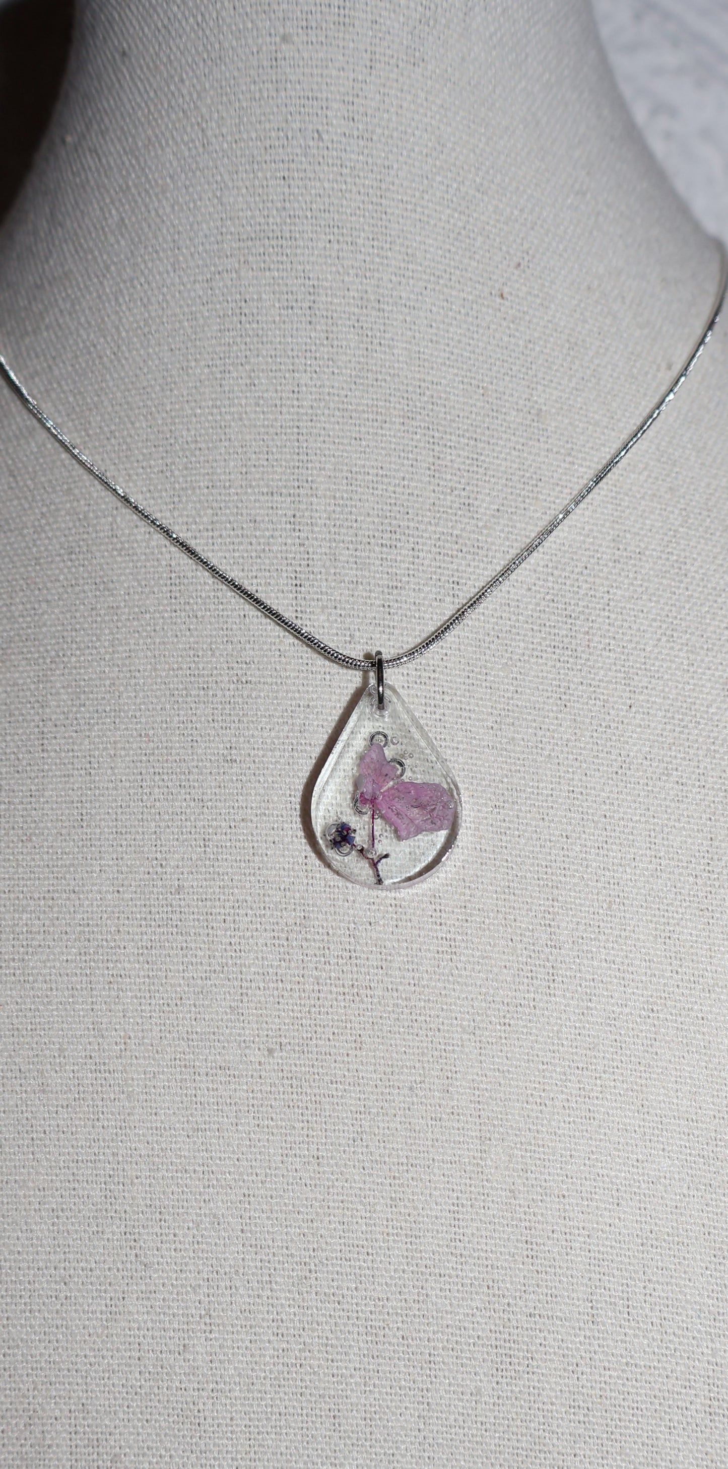 Collier de résine Astra