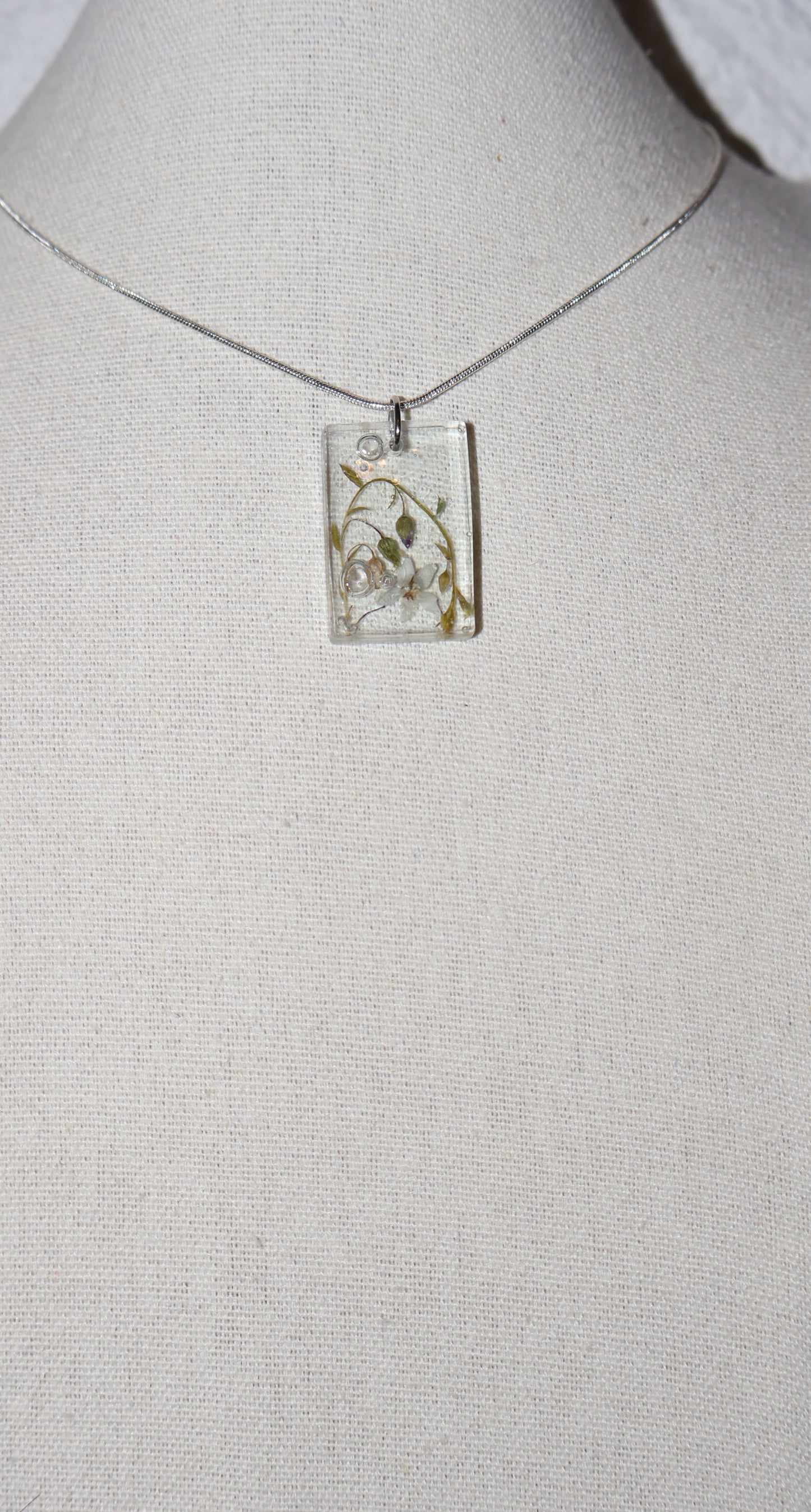 Collier de résine Astra