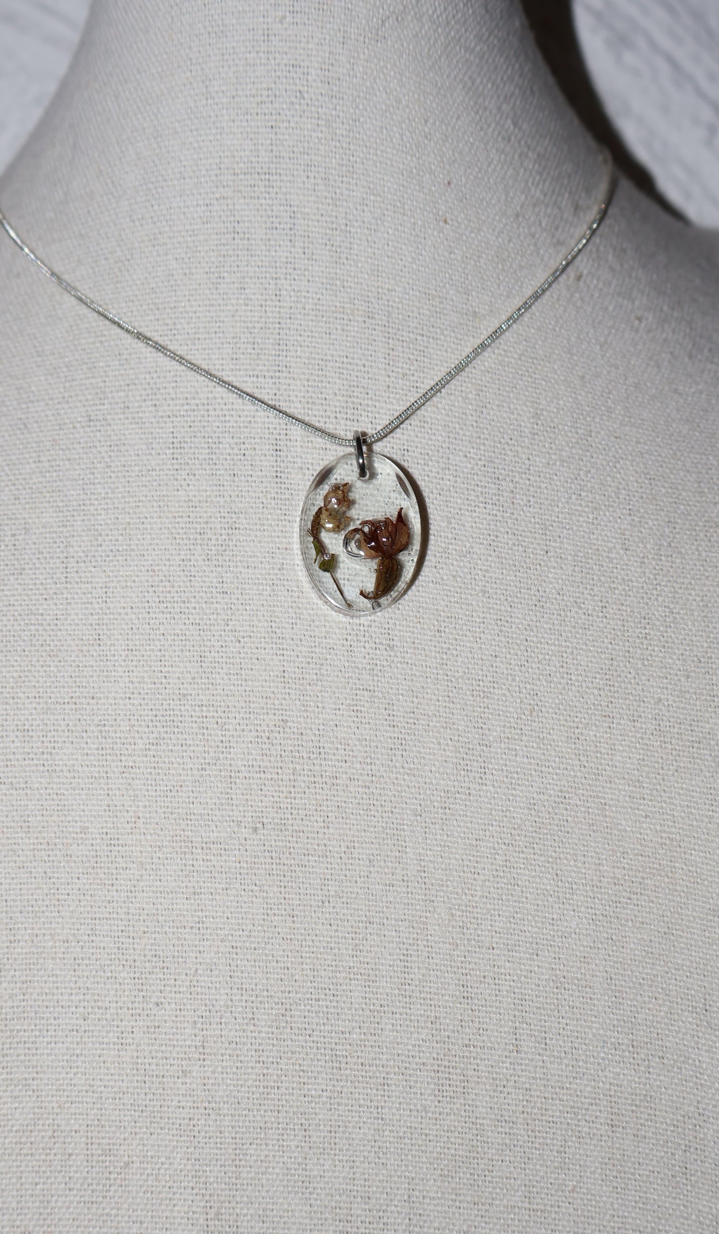 Collier de résine Astra