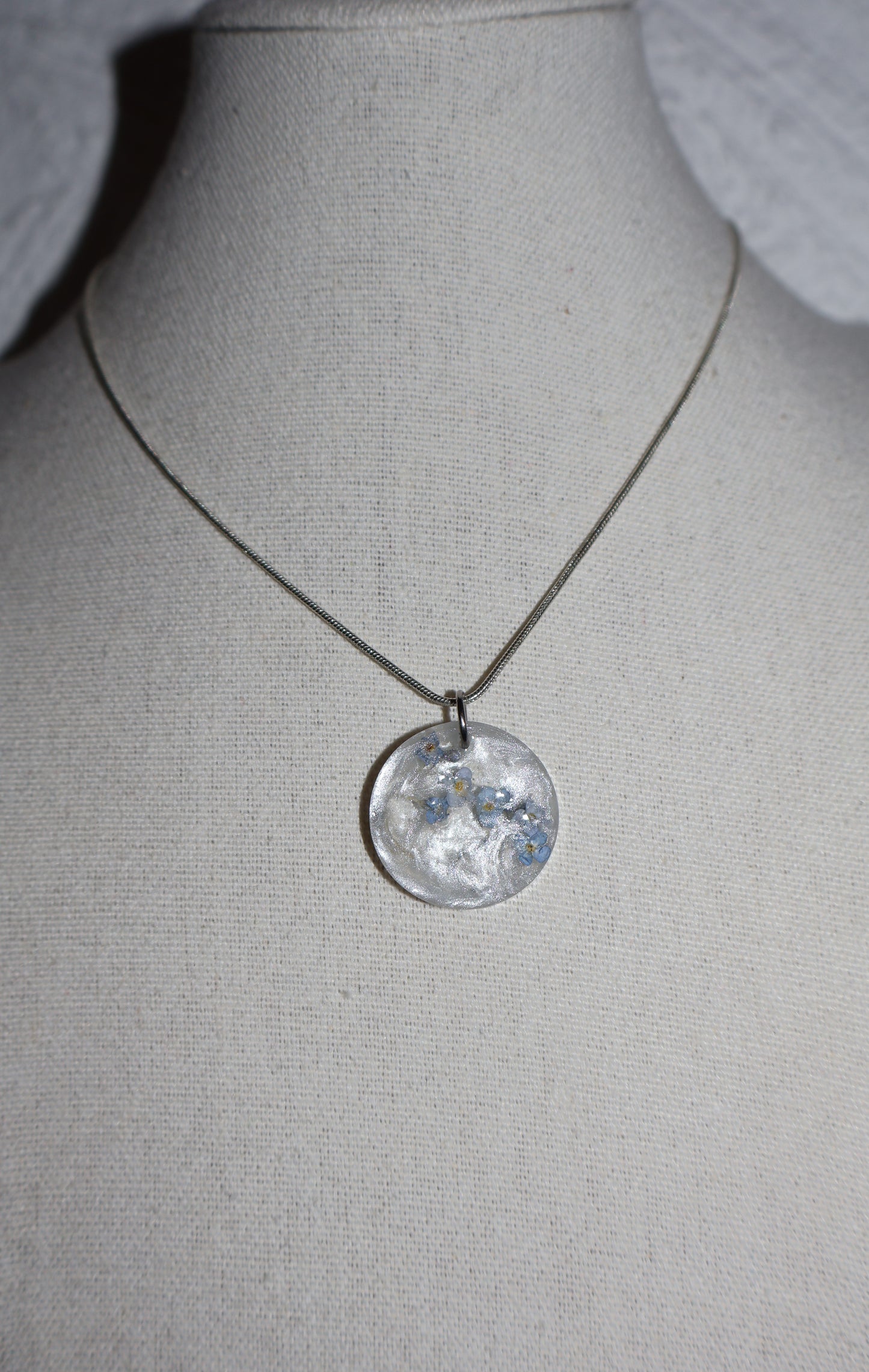 Collier de résine Astra