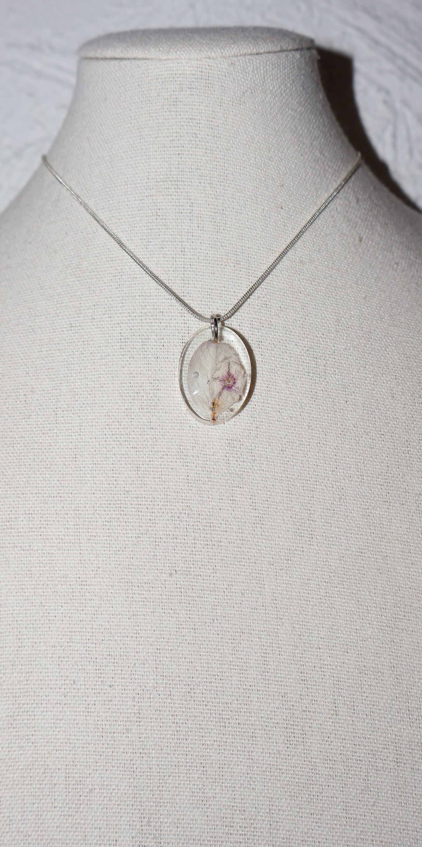 Collier de résine Astra