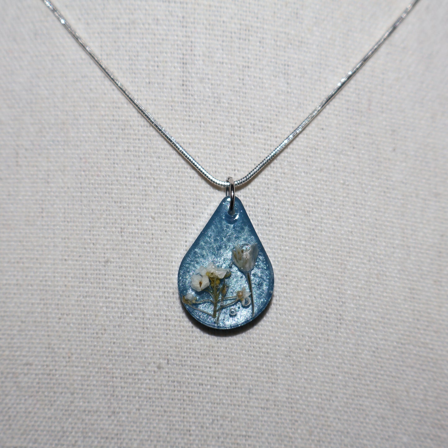 Collier de résine Astra