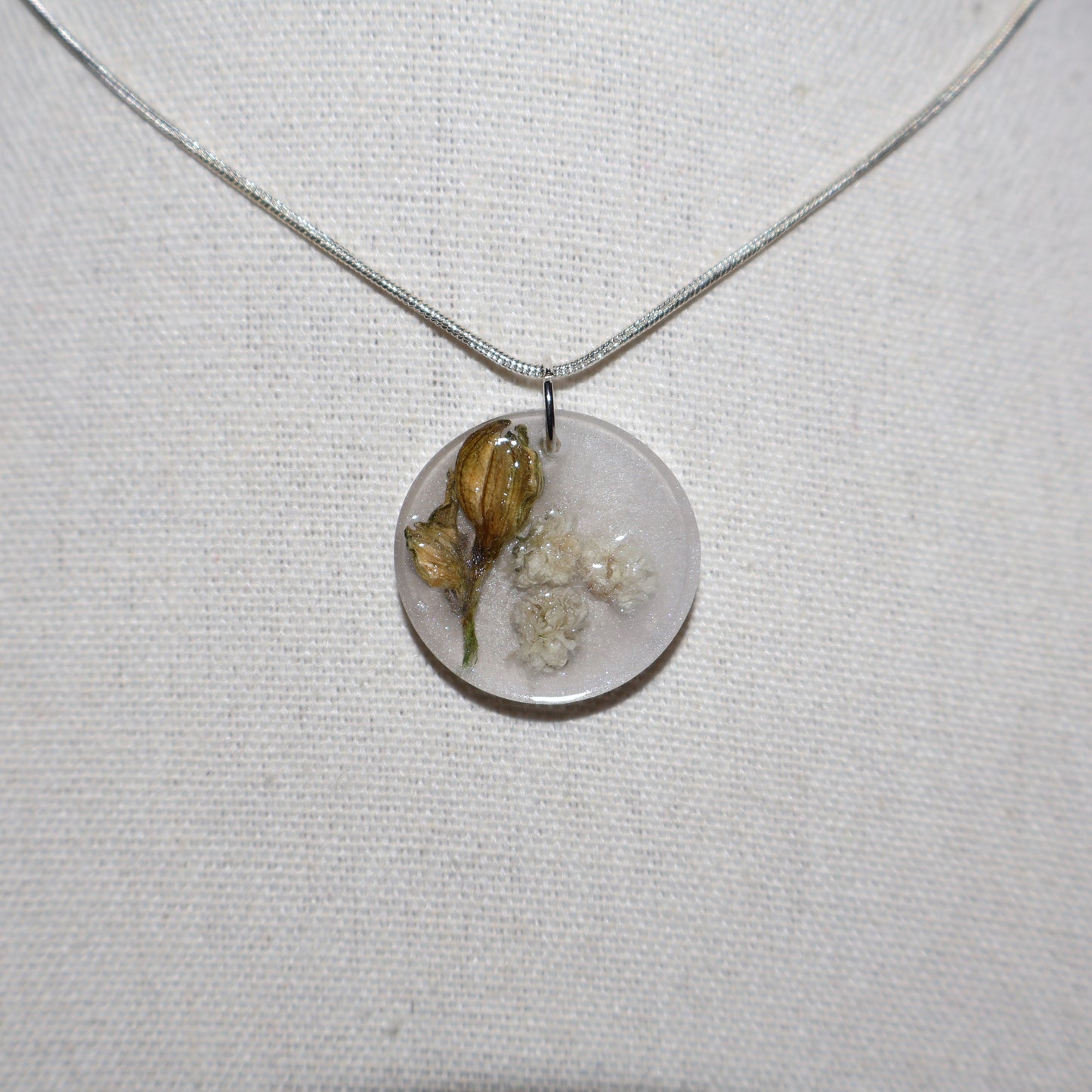 Collier de résine Astra