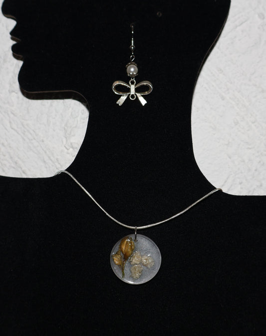 Collier de résine Astra