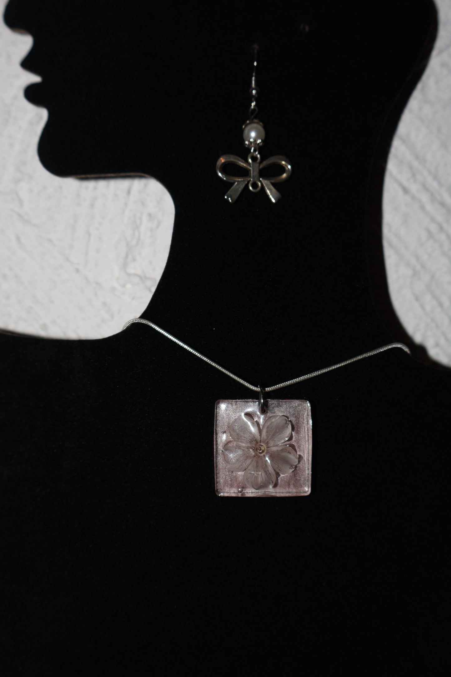 Collier de résine Astra