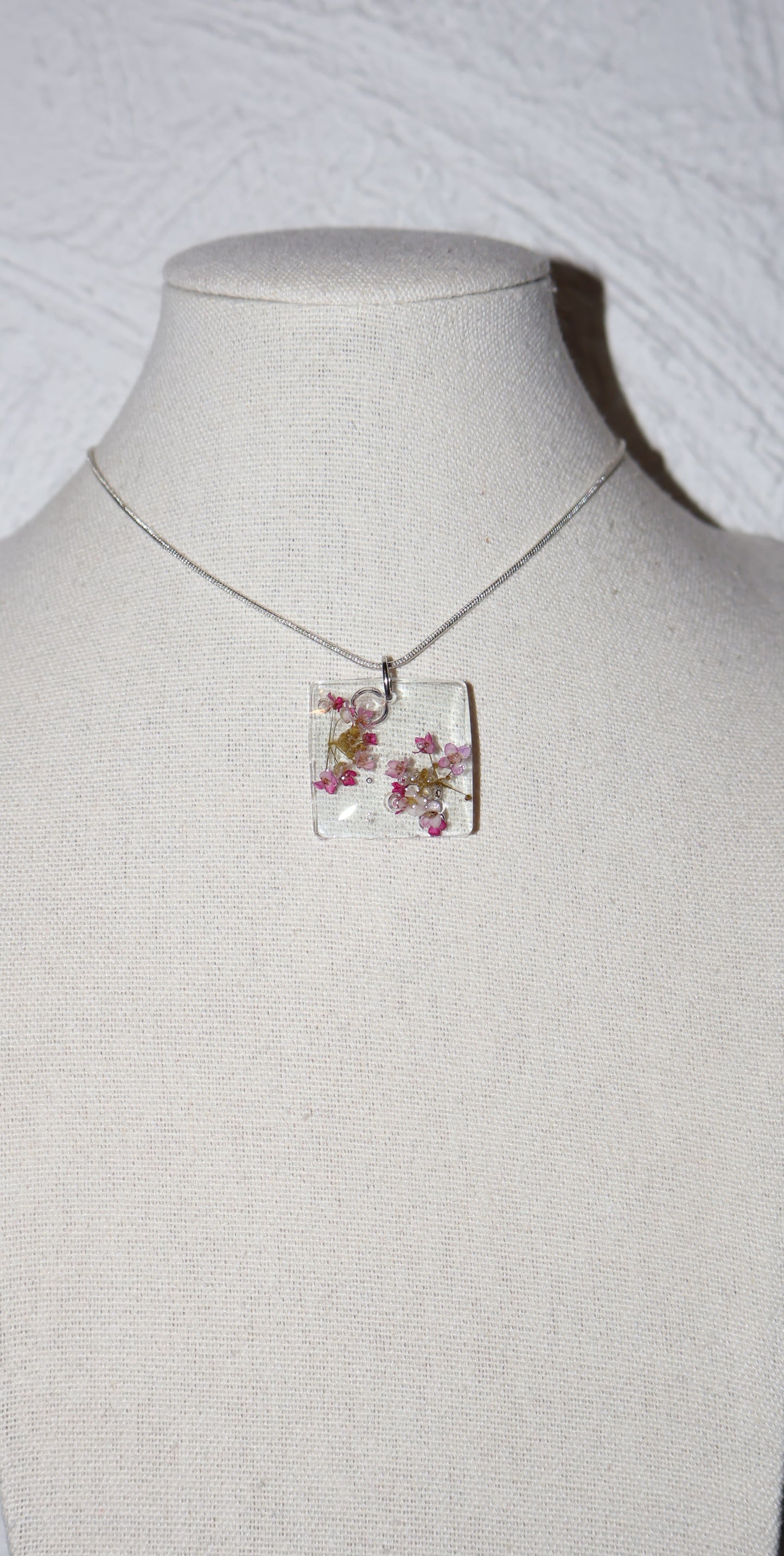 Collier de résine Astra