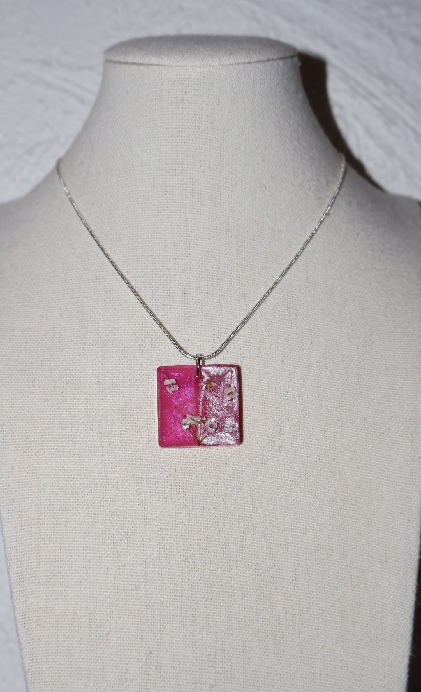 Collier de résine Astra