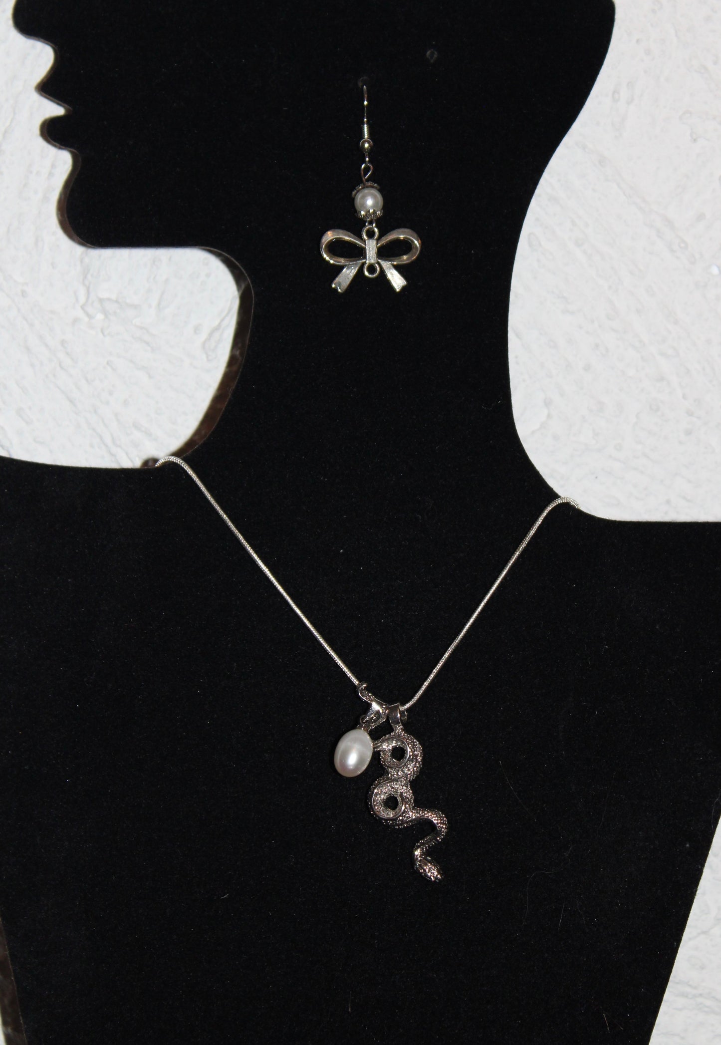 Collier Astra