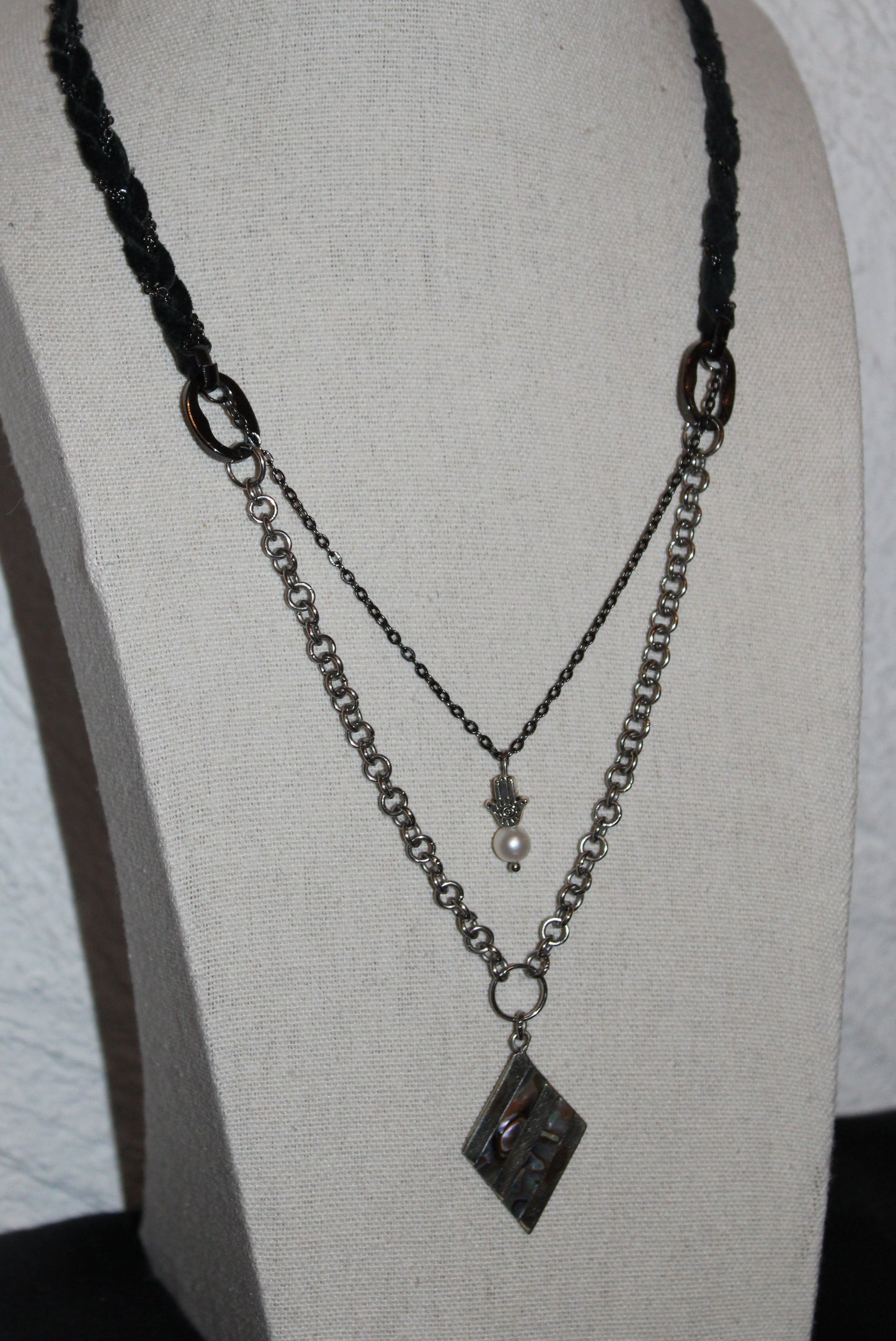 Collier Astra de fantaisie