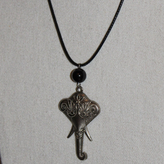 Collier Seconde-main Vya